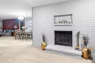 302 Hutch Ct, Brandon, FL 33510 - Photo 5