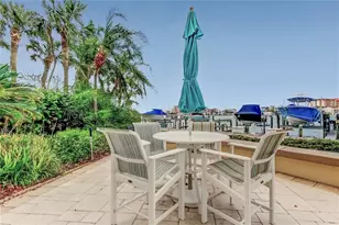 690 Island Way, Clearwater Beach, FL 33767 - Photo 37