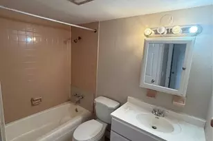 7601 Paula Dr, Tampa, FL 33615 - Photo 5