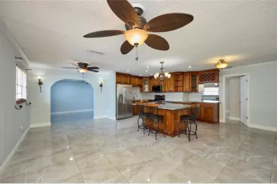 6804 N Hubert Avenue, Tampa, FL 33614 - Photo 5