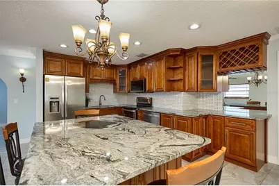 6804 N Hubert Avenue, Tampa, FL 33614 - Photo 7