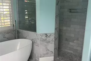 360 Cedarbrook Ct, Venice, FL 34292 - Photo 11