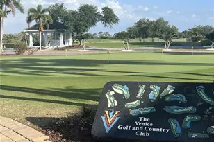 360 Cedarbrook Ct, Venice, FL 34292 - Photo 1