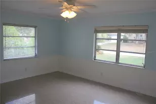 2025 Pine Ridge Dr, Clearwater, FL 33763 - Photo 7