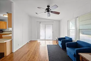 3210 Hickory Dr, Wesley Chapel, FL 33543 - Photo 13