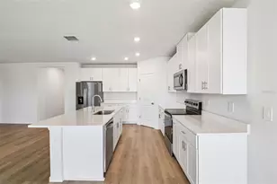 1631 Coolridge Pl, Zephyrhills, FL 33541 - Photo 15