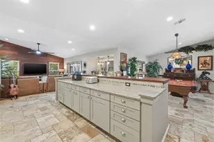 10424 Tara Dr, Riverview, FL 33578 - Photo 11