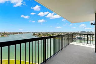 9425 Blind Pass Rd, Saint Pete Beach, FL 33706 - Photo 31