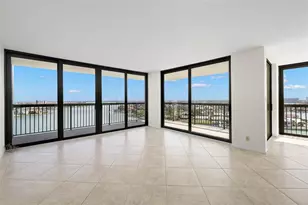 9425 Blind Pass Rd, Saint Pete Beach, FL 33706 - Photo 9