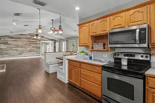 1740 Bayshore Dr, Terra Ceia, FL 34250 - Photo 19