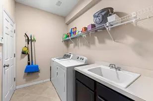 11403 Scribner Station Ln, Lithia, FL 33547 - Photo 31