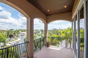 507 Driftwood Dr E, Palm Harbor, FL 34683 - Photo 29