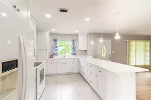 4511 S Cameron Ave, Tampa, FL 33611 - Photo 17