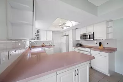 12465 Monarch Circle, Seminole, FL 33772 - Photo 11