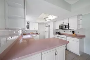 12465 Monarch Circle, Seminole, FL 33772 - Photo 11