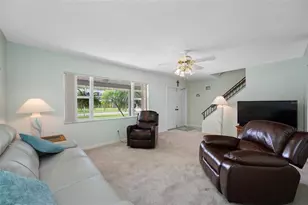 12465 Monarch Circle, Seminole, FL 33772 - Photo 5