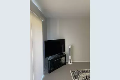 2725 Hidden Lake Boulevard #C, Sarasota, FL 34237 - Photo 5