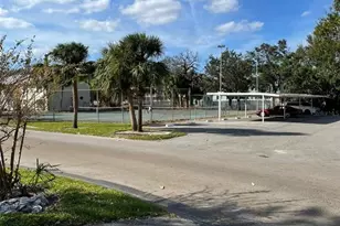 2725 Hidden Lake Blvd, Sarasota, FL 34237 - Photo 17