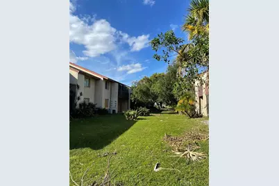 2725 Hidden Lake Boulevard #C, Sarasota, FL 34237 - Photo 19