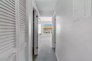 2725 Hidden Lake Blvd, Sarasota, FL 34237 - Photo 15