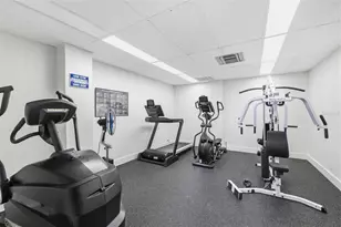 5700 Mariner St, Tampa, FL 33609 - Photo 33