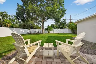 637 41st Ave NE, Saint Petersburg, FL 33703 - Photo 25