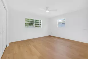 637 41st Ave NE, Saint Petersburg, FL 33703 - Photo 21