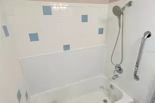 2835 Dr Martin Luther King Jr Street S, Saint Petersburg, FL 33705 - Photo 15