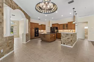 2731 Blue Springs Pl, Wesley Chapel, FL 33544 - Photo 13