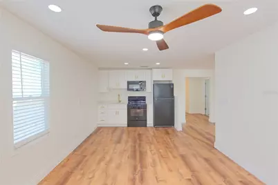 1200 40th Street S, Saint Petersburg, FL 33711 - Photo 5
