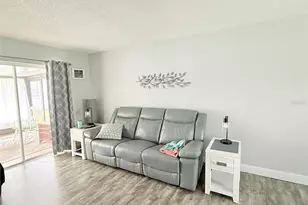 3357 38th St S, Saint Petersburg, FL 33711 - Photo 3