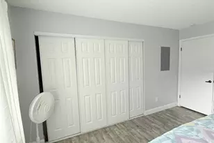 3357 38th St S, Saint Petersburg, FL 33711 - Photo 15