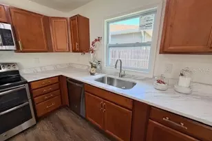 119 E 143rd Ave, Tampa, FL 33613 - Photo 13