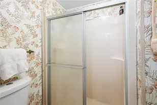 37913 Sago Palm Dr, Zephyrhills, FL 33542 - Photo 21