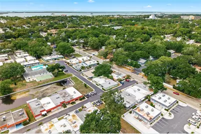 854 Sky Loch Drive N, Dunedin, FL 34698 - Photo 37