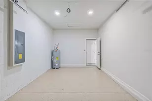 809 E 131st Ave, Tampa, FL 33612 - Photo 27