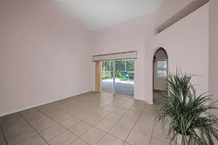 548 Manisha Pl, Tarpon Springs, FL 34688 - Photo 13