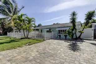 1907 2nd St, Indian Rocks Beach, FL 33785 - Photo 7