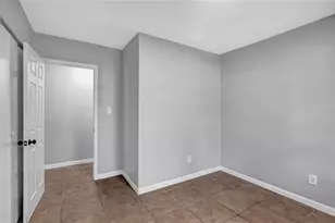 2602 S 69th St, Tampa, FL 33619 - Photo 31