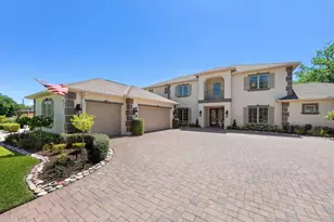 305 Eastleigh Dr, Belleair, FL 33756 - Photo 3