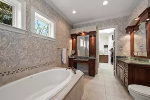 305 Eastleigh Dr, Belleair, FL 33756 - Photo 25