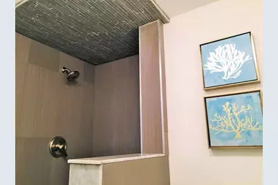 5000 Gulf Boulevard #303, Saint Petersburg, FL 33706 - Photo 17