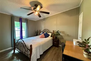 6433 Orris St, Zephyrhills, FL 33542 - Photo 15