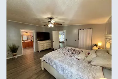 6433 Orris Street, Zephyrhills, FL 33542 - Photo 11