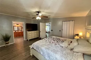 6433 Orris St, Zephyrhills, FL 33542 - Photo 11