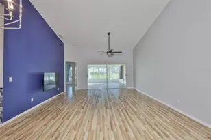 2020 Nantucket Dr, Sun City Center, FL 33573 - Photo 13