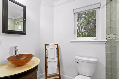 1803 Beach Drive SE, Saint Petersburg, FL 33705 - Photo 25