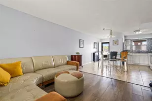 7400 Spring Hill Dr, Spring Hill, FL 34606 - Photo 17