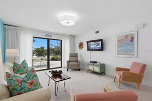 29130 Bay Hollow Dr, Wesley Chapel, FL 33543 - Photo 5