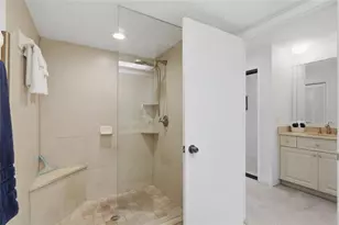 29130 Bay Hollow Dr, Wesley Chapel, FL 33543 - Photo 17